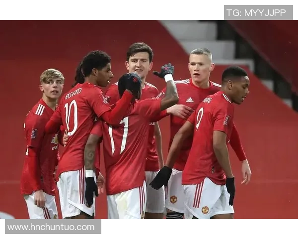 足总杯精彩对决巴黎圣日耳曼与曼联战成平局乌龙球引发争议判罚全场沸腾