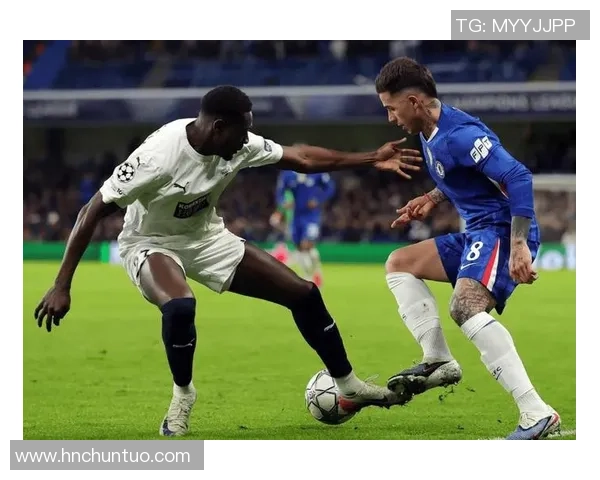 英超激战巴萨险胜热刺争议判罚引发全场热议与球迷怒火